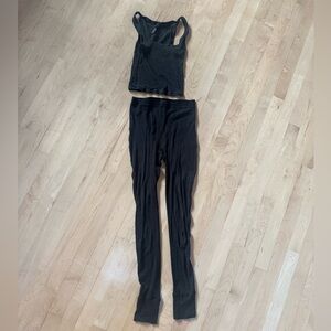 Skims ribbed lounge set - medium top and small bottoms